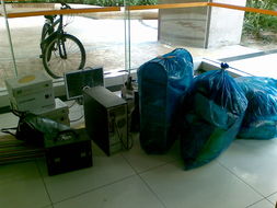 優(yōu)質(zhì)搬家服務(wù) 價(jià)格合理、明碼實(shí)價(jià)、24小時(shí)全天候