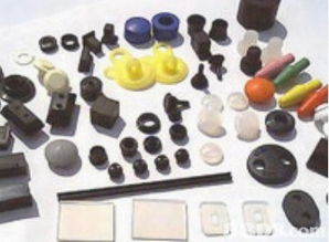 天然橡膠制品廠提供大型橡膠配件 小型膠件 小型膠件密封圈及防水圈等服務(wù)